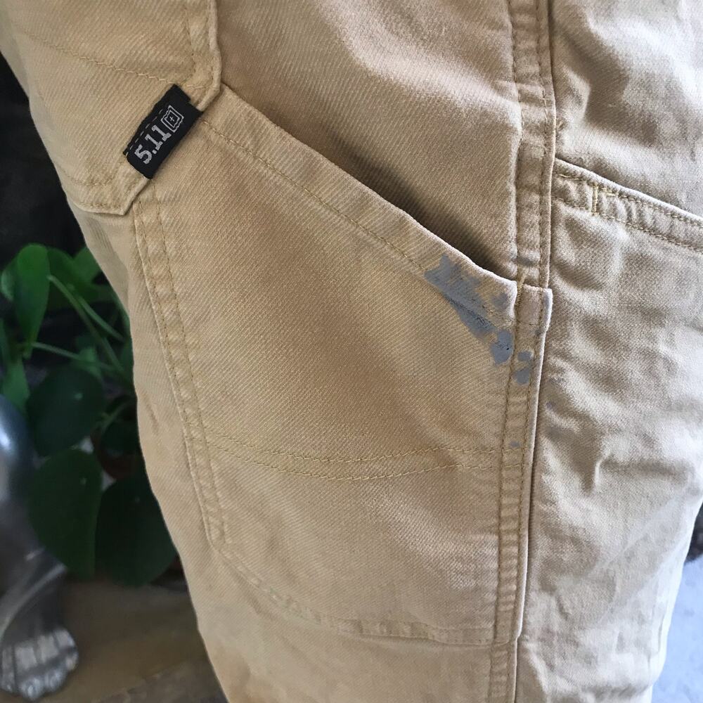 5.11. Tactical Cotton Cream Cargo Pants Men’s Size 40 x 30 - Picture 5 of 10